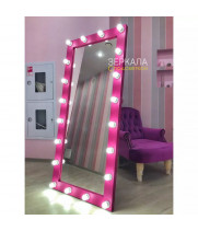 Гримерное зеркало с подсветкой на подставке в раме маджента 180х80 см